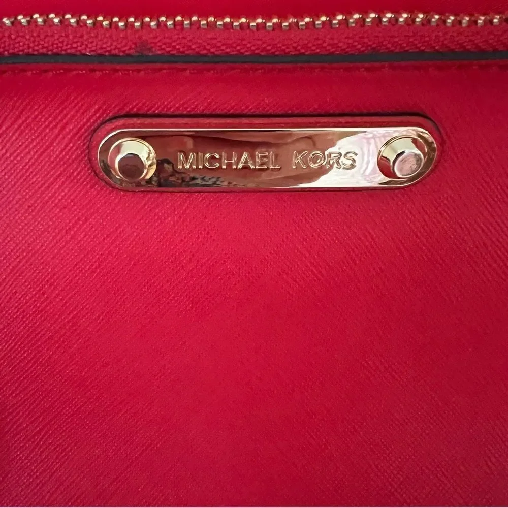 Michael Kors Ariana Large Red Tote. MSRP $280 Great Condition!!